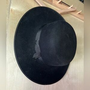 Stetson Black Wide-Brim Hat